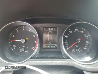 2016 Volkswagen Passat SE z VIN 1VWBT7A38GC061488, wystawiony jako Copart lot #57318835 z przebiegiem 137 695 mil mil oraz Szkoda całkowita • Salvage title. Historia ofert i sprzedaży dostępna na DreamBid. Obrazek 9.