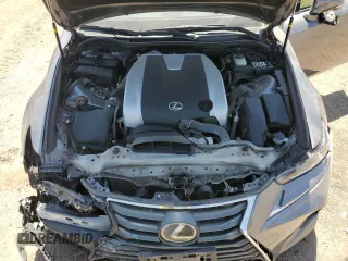 2017 Lexus IS 300 z VIN JTHCM1D29H5020280, wystawiony jako Copart lot #55951085 z przebiegiem 50 503 mil mil oraz Szkody całkowita. Historia ofert i sprzedaży dostępna na DreamBid. Obrazek 11.