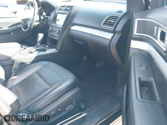 2016 Ford Explorer XLT with VIN 1FM5K7DH5GGC34303, listed as a IAAI auction lot 41776795 with 71,375 mi miles. Bid and sale history available at carsss.com. Image 5.