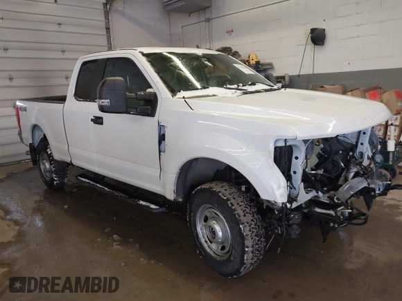 2022 Ford F-250 XL with VIN 1FT7X2B67NEC02786, listed as a IAAI auction lot 41246298 with 71,976 mi miles and . Bid and sale history available at DreamBid. Image 1.