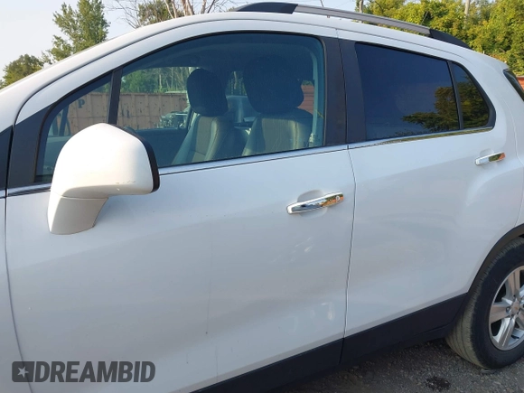 2020 Chevrolet Trax LT with VIN KL7CJLSBXLB073148, listed as a IAAI auction lot 40321540 with 53,972 mi miles and . Bid and sale history available at DreamBid. Image 15.