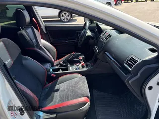 2018 Subaru WRX STI Launch z VIN JF1VA2W60J9804392, wystawiony jako Copart lot #58350815 z przebiegiem 112 607 mil mil oraz Tytuł czysty. Historia ofert i sprzedaży dostępna na DreamBid. Obrazek 5.