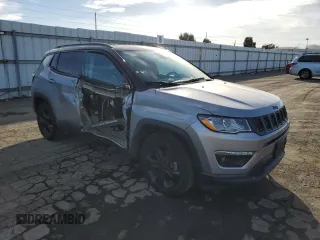 2021 Jeep Compass Altitude with VIN 3C4NJCBB3MT603861, listed as a Copart auction lot 46654955 with 69,408 mi miles and Salvage title. Bid and sale history available at DreamBid. Image 4.