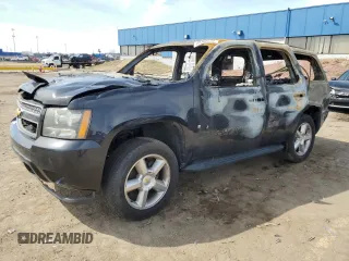 2008 Chevrolet Tahoe 2LT z VIN 1GNFC130X8R201146, wystawiony jako Copart lot #49388535 z przebiegiem Nie podano mil oraz Czysty tytuł • Clean title. Historia ofert i sprzedaży dostępna na DreamBid. Obrazek 1.