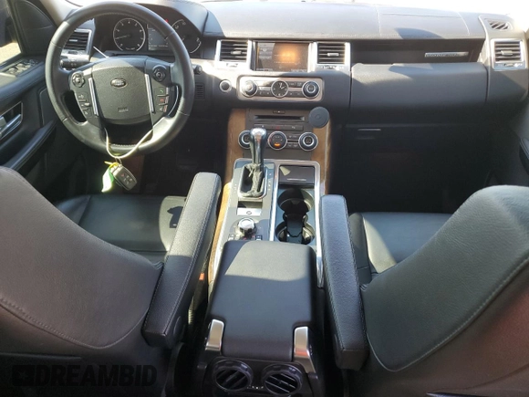 2010 Land Rover Range Rover Sport HSE z VIN SALSF2D42AA215710, wystawiony jako Copart lot #46242405 z przebiegiem 133 312 mil mil oraz Czysty tytuł • Clean title. Historia ofert i sprzedaży dostępna na DreamBid. Obrazek 8.