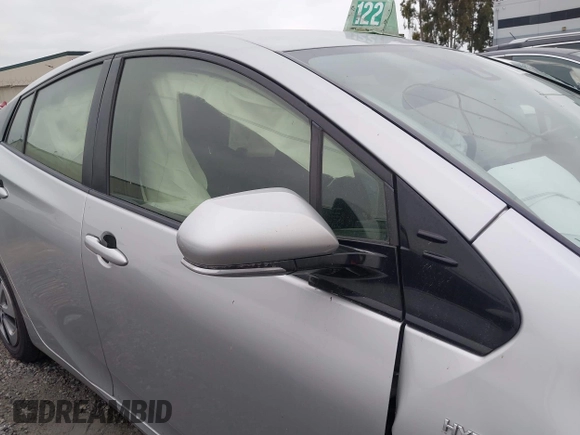 2017 Toyota Prius Two with VIN JTDKBRFU5H3047469, listed as a IAAI auction lot 41845172 with 233,688 mi miles. Bid and sale history available at carsss.com. Image 13.