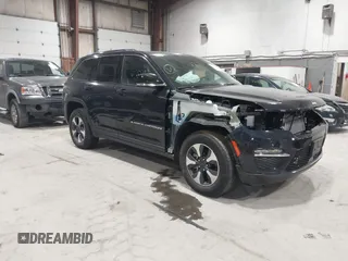 2024 Jeep Grand Cherokee с VIN 1C4RJYB65R8582910, выставлен на аукционе IAAI как лот 41719656 с пробегом 9 176 миль миль и . История ставок и продаж доступна на DreamBid. Изображение 1.