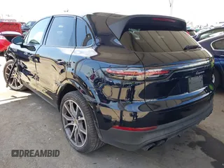 2023 Porsche Cayenne с VIN WP1AA2AY3PDA03428, выставлен на аукционе IAAI как лот 42003079 с пробегом 2 564 миль миль и . История ставок и продаж доступна на DreamBid. Изображение 3.