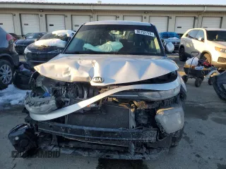 2020 Kia Soul LX with VIN KNDJ23AU1L7023333, listed as a Copart auction lot 88152725 with 104,514 mi miles and Salvage Title. Bid and sale history available at carsss.com. Image 5.