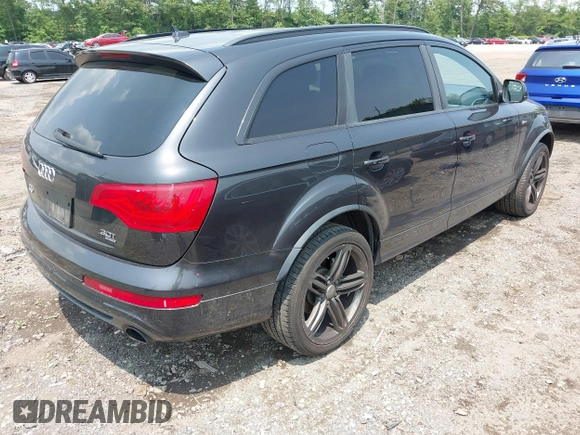 2014 Audi Q7 S line Prestige z VIN WA1DGAFE5ED006957, wystawiony jako IAAI lot #42488440 z przebiegiem 123 814 mil mil oraz . Historia ofert i sprzedaży dostępna na DreamBid. Obrazek 4.