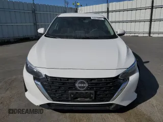 2024 Nissan Sentra SV z VIN 3N1AB8CV9RY231747, wystawiony jako Copart lot #53810205 z przebiegiem 17 746 mil mil oraz Szkoda całkowita • Salvage title. Historia ofert i sprzedaży dostępna na DreamBid. Obrazek 5.
