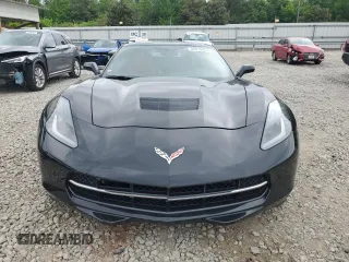 2017 Chevrolet Corvette 1LT z VIN 1G1YB2D7XH5117396, wystawiony jako Copart lot #52410255 z przebiegiem 31 357 mil mil oraz Szkoda całkowita • Salvage title. Historia ofert i sprzedaży dostępna na DreamBid. Obrazek 5.