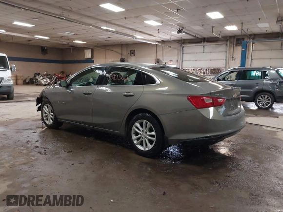 2018 Chevrolet Malibu LT z VIN 1G1ZD5ST0JF185111, wystawiony jako IAAI lot #41910563 z przebiegiem 84 784 mil mil oraz . Historia ofert i sprzedaży dostępna na DreamBid. Obrazek 3.