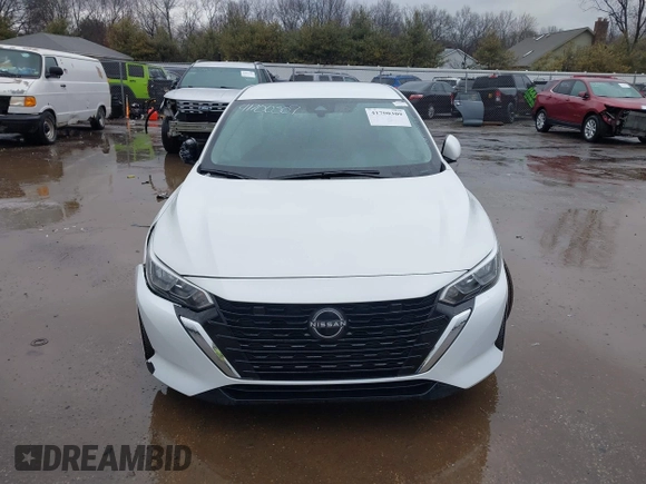 2024 Nissan Sentra SV with VIN 3N1AB8CV3RY367498, listed as a IAAI auction lot 41700309 with 1,705 mi miles and . Bid and sale history available at DreamBid. Image 11.