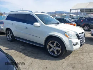 2008 Mercedes-Benz GL-Class 5.5L with VIN 4JGBF86E38A339443, listed as a IAAI auction lot 41651456 with 181,615 mi miles. Bid and sale history available at carsss.com. Image 1.