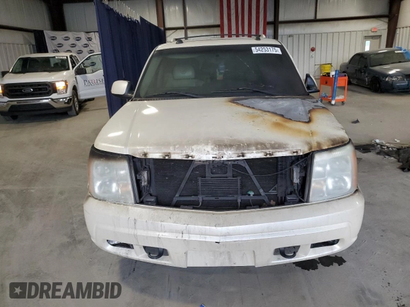 2004 Cadillac Escalade z VIN 1GYEK63N94R252528, wystawiony jako Copart lot #54253175 z przebiegiem Nie podano mil oraz Szkoda całkowita • Salvage title. Historia ofert i sprzedaży dostępna na DreamBid. Obrazek 5.