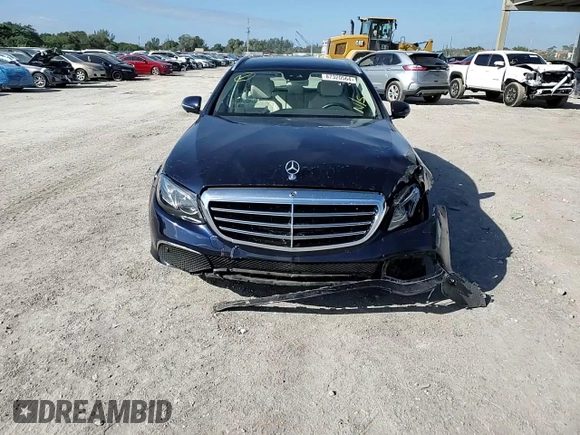 2019 Mercedes-Benz E 450 with VIN WDDZH6JB3KA623019, listed as a Copart auction lot 87320564 with 17,763 mi miles and Non Repairable. Bid and sale history available at DreamBid. Image 10.
