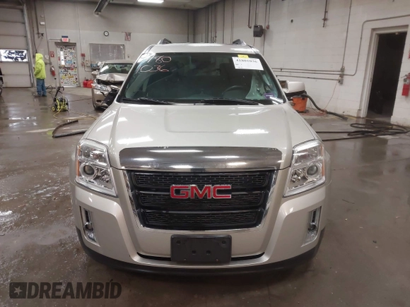 2013 GMC Terrain SLE with VIN 2GKFLTEK7D6231203, listed as a IAAI auction lot 41801036 with 118,181 mi miles. Bid and sale history available at carsss.com. Image 12.