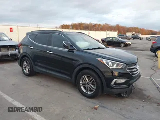 2017 Hyundai Santa Fe 2.4L z VIN 5XYZU3LB1HG413626, wystawiony jako IAAI lot #40781562 z przebiegiem 117 839 mil mil oraz . Historia ofert i sprzedaży dostępna na DreamBid. Obrazek 1.