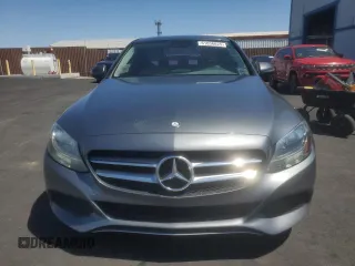 2017 Mercedes-Benz C 300 с VIN 55SWF4JB0HU185193, выставлен на аукционе Copart как лот 61036025 с пробегом 128 352 миль миль и Чистый • Clean title. История ставок и продаж доступна на DreamBid. Изображение 5.