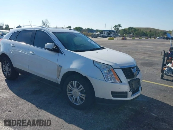 2016 Cadillac SRX Luxury Collection with VIN 3GYFNBE39GS548327, listed as a IAAI auction lot 41889611 with 140,670 mi miles. Bid and sale history available at carsss.com. Image 1.