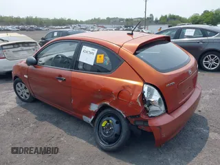 2009 Hyundai Accent GS z VIN KMHCM36C19U115633, wystawiony jako IAAI lot #42417691 z przebiegiem 187 780 mil mil oraz . Historia ofert i sprzedaży dostępna na DreamBid. Obrazek 3.
