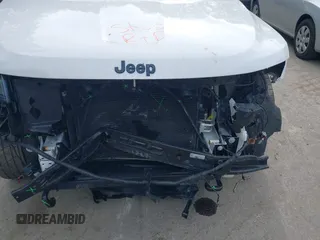 2019 Jeep Grand Cherokee Upland with VIN 1C4RJFAG8KC541396, listed as a IAAI auction lot 42217719 with 72,466 mi miles and . Bid and sale history available at DreamBid. Image 6.