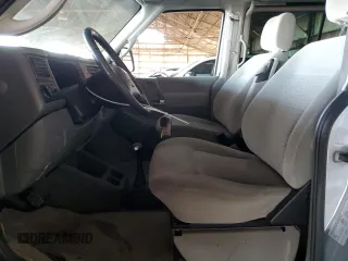 2002 Volkswagen EuroVan с VIN WV2KB47072H012135, выставлен на аукционе Copart как лот 84215364 с пробегом 170 220 миль миль и Чистый • Clean title. История ставок и продаж доступна на DreamBid. Изображение 7.