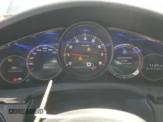 2020 Porsche Cayenne z VIN WP1AA2AY5LDA07202, wystawiony jako Copart lot #53553675 z przebiegiem 40 753 mil mil oraz Szkoda całkowita • Salvage title. Historia ofert i sprzedaży dostępna na DreamBid. Obrazek 9.