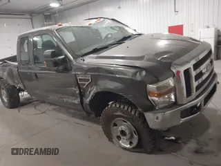 2008 Ford Super Duty F-250 SRW XL with VIN 1FTSX21R08EA75602, listed as a IAAI auction lot 41209751 with 138,517 mi miles. Bid and sale history available at carsss.com. Image 1.