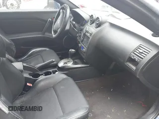2008 Hyundai Tiburon GT z VIN KMHHN66F98U281833, wystawiony jako IAAI lot #42242717 z przebiegiem 123 291 mil mil oraz . Historia ofert i sprzedaży dostępna na DreamBid. Obrazek 5.