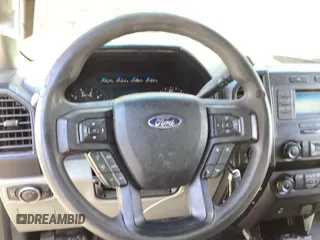 2016 Ford F-150 XL z VIN 1FTNF1EF8GKE19963, wystawiony jako IAAI lot #42624919 z przebiegiem 112 473 mil mil oraz . Historia ofert i sprzedaży dostępna na DreamBid. Obrazek 1.