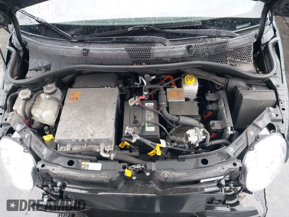 2017 FIAT 500e with VIN 3C3CFFGE0HT561432, listed as a IAAI auction lot 41572417 with 54,001 mi miles. Bid and sale history available at carsss.com. Image 10.