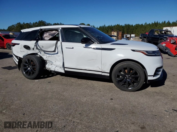 2020 Land Rover Range Rover Velar R-Dynamic S with VIN SALYK2EX5LA294596, listed as a Copart auction lot 84531024 with 69,374 mi miles and Salvage Title. Bid and sale history available at carsss.com. Image 4.