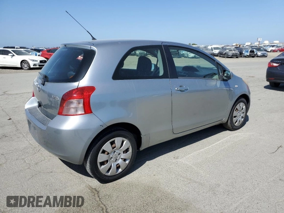2007 Toyota Yaris with VIN JTDJT923175047493, listed as a Copart auction lot 54763345 with 204,303 mi miles and Clean Title. Bid and sale history available at DreamBid. Image 3.