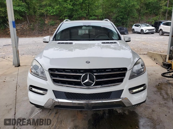 2015 Mercedes-Benz M ML 350 with VIN 4JGDA5JB0FA453982, listed as a Copart auction lot 54687015 with 151,422 mi miles and Clean Title. Bid and sale history available at carsss.com. Image 5.