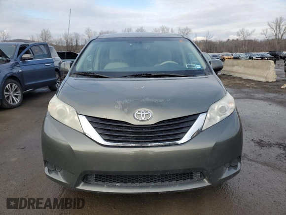 2012 Toyota Sienna LE with VIN 5TDJK3DC8CS033415, listed as a Copart auction lot 89263775 with 221,568 mi miles and Salvage Title. Bid and sale history available at carsss.com. Image 5.