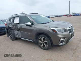 2021 Subaru Forester Touring with VIN JF2SKAXC9MH556986, listed as a IAAI auction lot 41717748 with 33,573 mi miles. Bid and sale history available at carsss.com. Image 13.