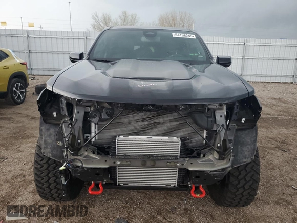2024 Chevrolet Colorado 4WD ZR2 z VIN 1GCPTFEK4R1265787, wystawiony jako Copart lot #54108245 z przebiegiem 4 880 mil mil oraz Szkoda całkowita • Salvage title. Historia ofert i sprzedaży dostępna na DreamBid. Obrazek 5.