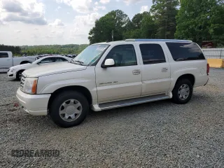 2006 Cadillac Escalade ESV z VIN 3GYFK66N16G120432, wystawiony jako Copart lot #55396625 z przebiegiem 120 434 mil mil oraz Czysty tytuł • Clean title. Historia ofert i sprzedaży dostępna na DreamBid. Obrazek 1.