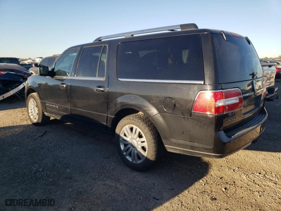 2013 Lincoln Navigator L with VIN 5LMJJ3H55DEL08320, listed as a Copart auction lot 48080405 with NaN miles and Clean Title. Bid and sale history available at carsss.com. Image 2.