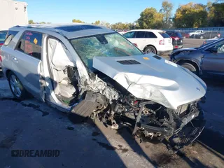 2015 Mercedes-Benz M 350 z VIN 4JGDA5HB4FA595001, wystawiony jako IAAI lot #40765975 z przebiegiem Nie podano mil oraz . Historia ofert i sprzedaży dostępna na DreamBid. Obrazek 1.