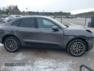 2016 Porsche Macan S with VIN WP1AB2A50GLB50640, listed as a IAAI auction lot 41275316 with 40,474 mi miles and . Bid and sale history available at DreamBid. Image 13.