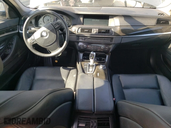 2012 BMW 5 Series 528i with VIN WBAXG5C54CDX06011, listed as a Copart auction lot 55601955 with 146,637 mi miles and Clean Title. Bid and sale history available at carsss.com. Image 8.