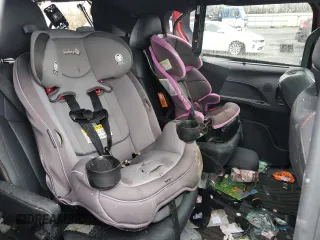 2021 Toyota Sienna XSE with VIN 5TDXRKECXMS050314, listed as a Copart auction lot 86000484 with 82,589 mi miles and Salvage Title. Bid and sale history available at DreamBid. Image 11.