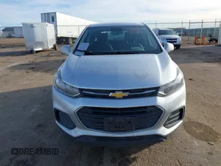 2018 Chevrolet Trax LS with VIN KL7CJNSB8JB607739, listed as a IAAI auction lot 41679761 with 58,123 mi miles and . Bid and sale history available at carsss.com. Image 12.