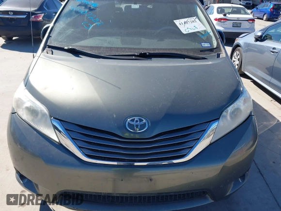 2013 Toyota Sienna XLE AAS with VIN 5TDYK3DCXDS379272, listed as a IAAI auction lot 41407282 with 240,491 mi miles and . Bid and sale history available at carsss.com. Image 6.