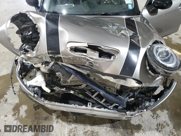 2020 MINI Hardtop 4 Door Cooper S with VIN WMWXU9C08L2L54275, listed as a Copart auction lot 88678085 with 51,351 mi miles and Salvage title. Bid and sale history available at DreamBid. Image 11.