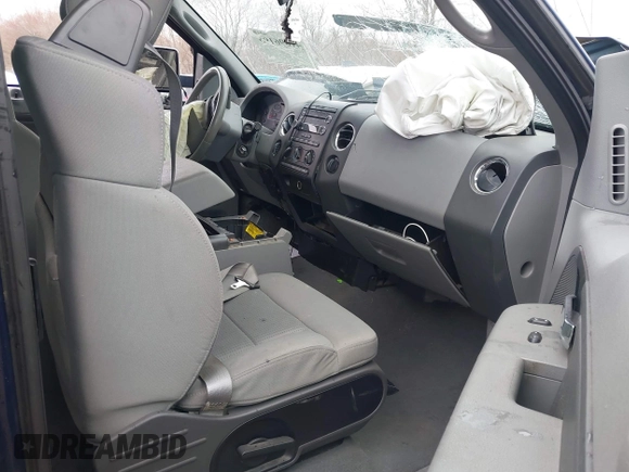 2008 Ford F-150 XLT with VIN 1FTPX14V58FB23534, listed as a IAAI auction lot 41696193 with 176,603 mi miles. Bid and sale history available at carsss.com. Image 5.
