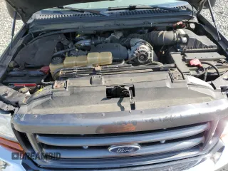 2003 Ford F-250 XL z VIN 1FTNW21F93EA13341, wystawiony jako Copart lot #59484025 z przebiegiem Nie podano mil oraz Szkoda całkowita • Salvage title. Historia ofert i sprzedaży dostępna na DreamBid. Obrazek 11.
